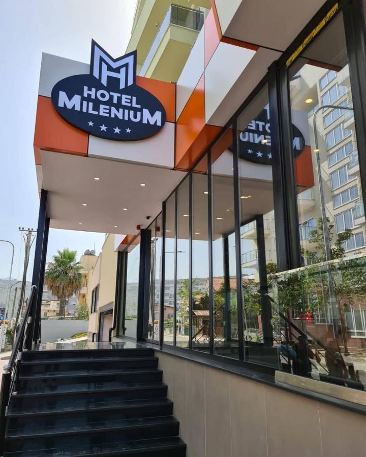Milenium Hotel Shëngjin Exteriör bild